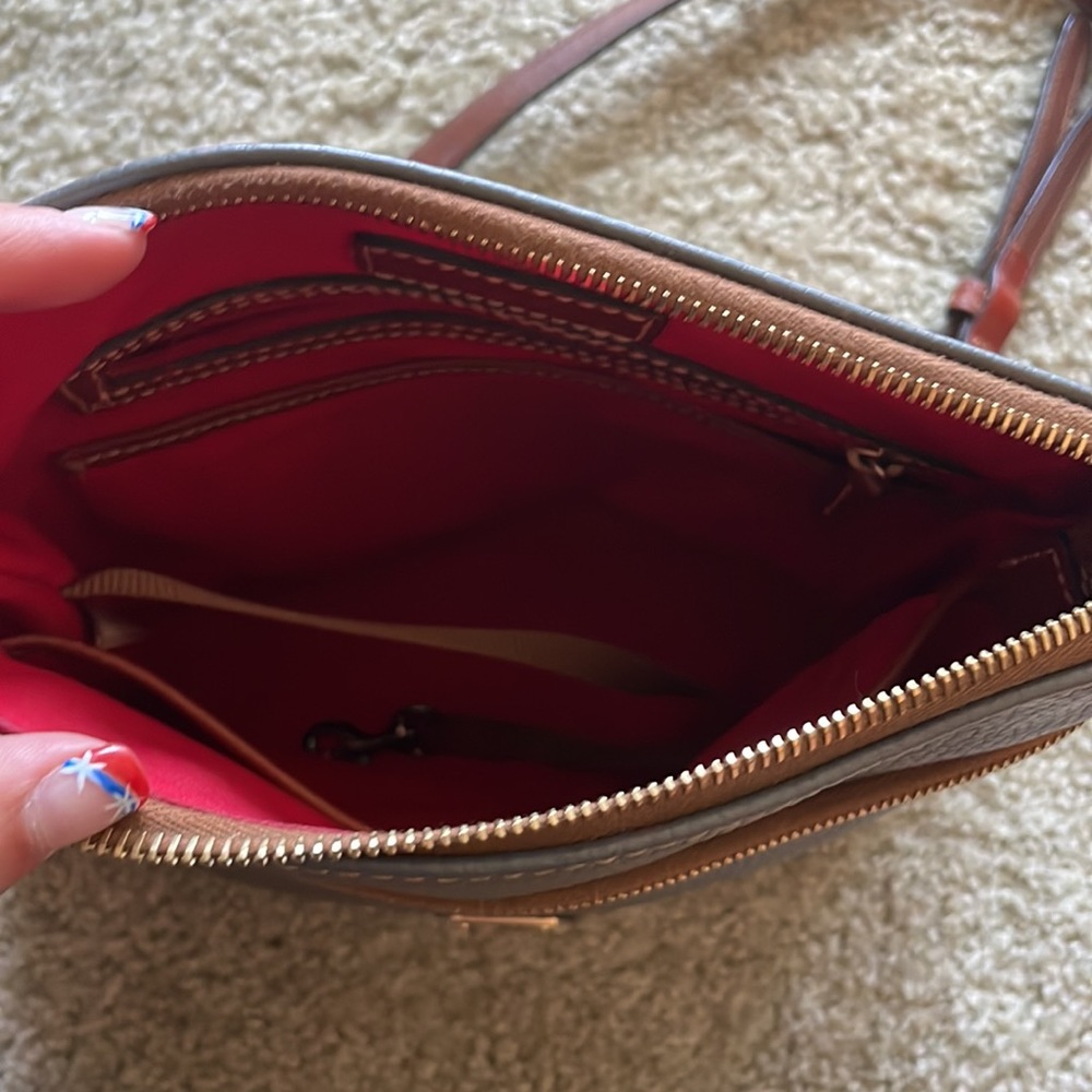 Dooney & Bourke - Picture 3 of 5